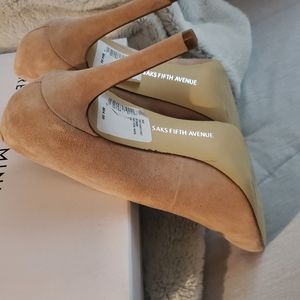 Saks fifth Ave heels